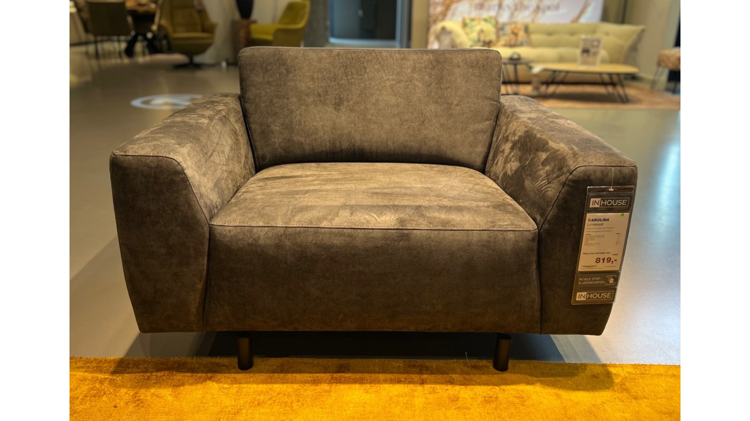 Loveseat Carolina